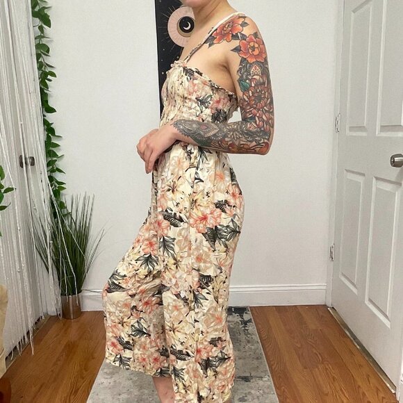 Greylin Sleeveless Floral Button-Up Smocked Romper Size M Cream/Red - Picture 3 of 5